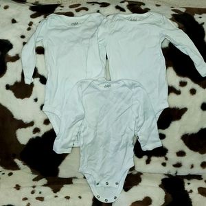 3 pain white onesie's